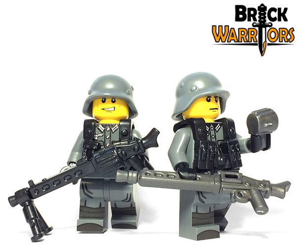 BrickWarriors German Hitler`s Buzzsaw 1-031-07