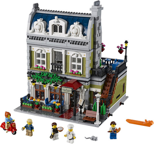 LEGO Parisian Restaurant 10243