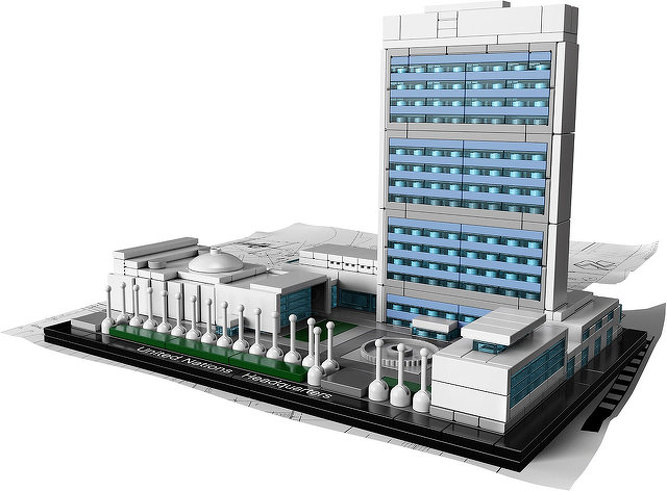 LEGO United Nations Headquarters 21018